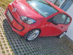 Rot Gebraucht 2012 VW up! take up! Kleinwagen | 4.250 € (Fairer Preis)
