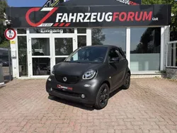 Schwarz Gebraucht 2016 Smart ForTwo Cabrio Cabrio | 12.790 € (Fairer Preis)