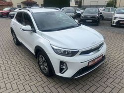 Weiß Gebraucht 2024 Kia Stonic Vision SUV | 21.990 € (Fairer Preis)