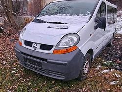 Weiß Gebraucht 2004 Renault Trafic Van | 4.800 € (Superpreis)