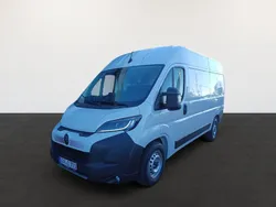 Eisweiß Gebraucht 2024 Citroën Jumper Van / Kleinbus | 32.513 € (Superpreis)