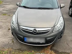 Braun Gebraucht 2011 Opel Corsa Limousine | 1.500 €
