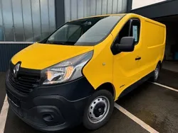 Gelb Gebraucht 2016 Renault Trafic Komfort Van | 12.490 € (Etwas zu teuer)