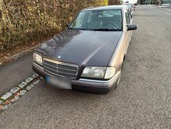 Grau Gebraucht 1994 Mercedes C180 Limousine | 4.500 €