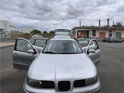 Silber Gebraucht 2002 Seat Leon Kleinwagen | 2.300 € (Teuer)