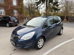 Blau Gebraucht 2012 Opel Meriva Selection Van / Kleinbus | 7.999 € (Etwas zu teuer)