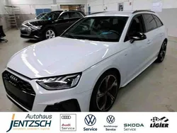 Weiß Gebraucht 2023 Audi A4 S-Line Kombi | 40.690 € (Fairer Preis)