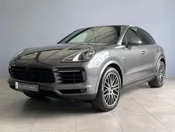 Weiss Gebraucht 2021 Porsche Cayenne SUV | 72.900 € (Guter Preis)