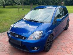 Blau Gebraucht 2006 Ford Fiesta ST Kleinwagen | 1.700 € (Fairer Preis)