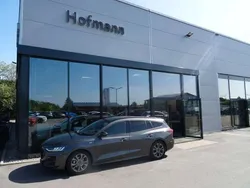 Grau Gebraucht 2024 Ford Focus ST-Line Kleinwagen | 23.950 € (Superpreis)