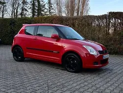 Rot Gebraucht 2007 Suzuki Swift Limousine | 2.600 € (Fairer Preis)