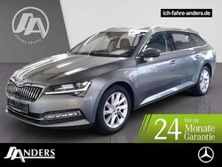 Grau graphitegrau Gebraucht 2022 Skoda Superb Style Kombi | 26.750 € (Guter Preis)