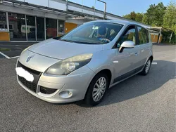 Silber Gebraucht 2009 Renault Scénic III Van / Kleinbus | 1.250 € (Guter Preis)