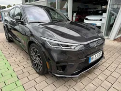 Grau Gebraucht 2022 Ford Mustang Mach-E GT SUV | 49.990 € (Fairer Preis)