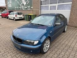 Blau Gebraucht 2002 BMW 325 Limousine | 3.150 € (Guter Preis)