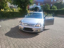 Silber Gebraucht 2005 Opel Signum Kleinwagen | 2.999 €