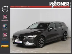 Grau Gebraucht 2023 Volvo V60 CC Plus Kombi | 39.450 € (Fairer Preis)
