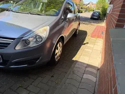 Silber Gebraucht 2009 Opel Corsa Color Edition Kleinwagen | 4.000 € (Fairer Preis)