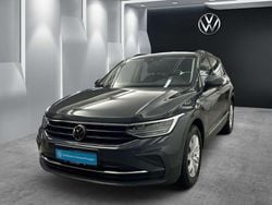 Delfingrau metallic Gebraucht 2023 VW Tiguan Business SUV | 27.180 € (Superpreis)