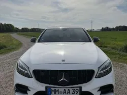 Weiß Gebraucht 2018 Mercedes C400 AMG line Limousine | 36.000 € (Teuer)