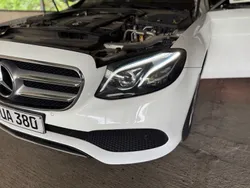 Mercedes E200