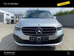 Silber Gebraucht 2023 Mercedes T160 Progressive Van / Kleinbus | 34.379 €