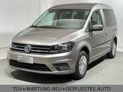Sandstorm yellow metallic Gebraucht 2018 VW Caddy Beach Van / Kleinbus | 21.600 € (Fairer Preis)