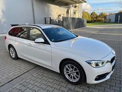 Weiß Gebraucht 2018 BMW 320 Advantage Kombi | 11.900 € (Superpreis)