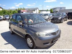 Grau Gebraucht 2004 Mazda 2 Comfort Kleinwagen | 899 € (Fairer Preis)