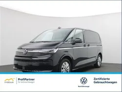 Deep black perleffekt Gebraucht 2023 VW T7 Style Van | 49.985 € (Guter Preis)