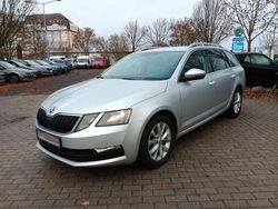 Silber Gebraucht 2020 Skoda Octavia Ambition Kombi | 14.490 € (Guter Preis)