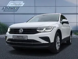 Weiß Gebraucht 2024 VW Tiguan Life SUV | 33.490 € (Fairer Preis)