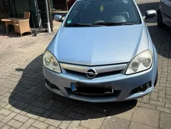Blau Gebraucht 2005 Opel Tigra Cabrio | 750 € (Superpreis)