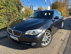 Grau Gebraucht 2011 BMW 530 Kombi | 8.599 € (Guter Preis)