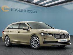 Blau Neu 2025 Skoda Superb Kombi | 47.749 € (Etwas zu teuer)