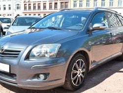 Grau Gebraucht 2007 Toyota Avensis Sol Kombi | 2.499 € (Fairer Preis)
