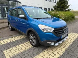 Blau Gebraucht 2015 Dacia Lodgy Stepway Van / Kleinbus | 7.490 € (Fairer Preis)