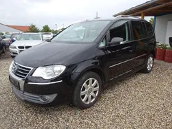 Schwarz Gebraucht 2008 VW Touran Highline Van / Kleinbus | 2.700 € (Superpreis)