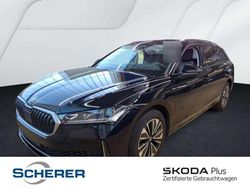 Onyxschwarz metallic Gebraucht 2025 Skoda Superb Selection Kombi | 43.480 € (Guter Preis)