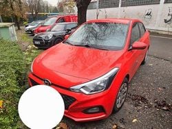 Rot Gebraucht 2020 Hyundai i20 Select Kleinwagen | 7.700 € (Guter Preis)