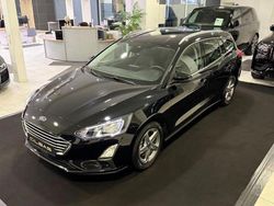 Schwarz Gebraucht 2021 Ford Focus Cool & Connect Kombi | 17.700 € (Guter Preis)
