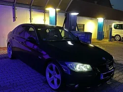 Blau Gebraucht 2007 BMW 325 Limousine | 4.700 € (Fairer Preis)