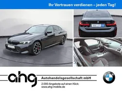 Schwarz Gebraucht 2024 BMW 320 Performance Limousine | 51.860 €