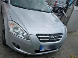 Silber Gebraucht 2009 Kia Ceed Kombi | 3.500 € (Fairer Preis)