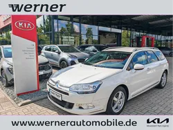 Weiß Gebraucht 2015 Citroën C5 SELECTION Kombi | 10.890 €