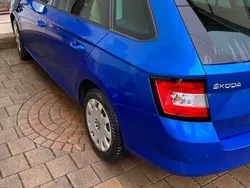 Blau Gebraucht 2016 Skoda Fabia Active Kombi | 10.600 € (Fairer Preis)