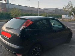 Schwarz Gebraucht 2003 Ford Focus Coupé | 650 € (Guter Preis)