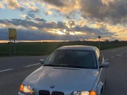 Silber Gebraucht 1998 BMW 320 Limousine | 4.999 €