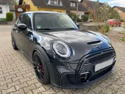Schwarz Gebraucht 2024 Mini John Cooper Works Kleinwagen | 39.999 €