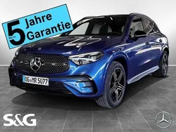 Metalliclack spektralblau Gebraucht 2025 Mercedes GLC220 AMG SUV | 63.889 €